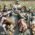 Figurenüberladener Gopuram. Foto: HG Pictures